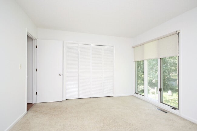 Building Photo - Dog-Friendly Rental Near Downtown & UVA