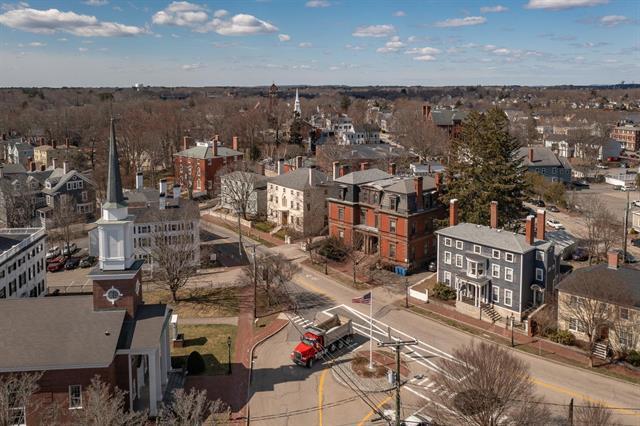 Building Photo - 134 Middle St