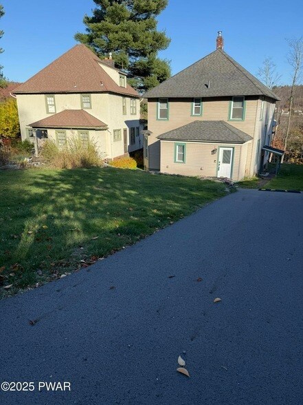 Building Photo - 341 Broad St