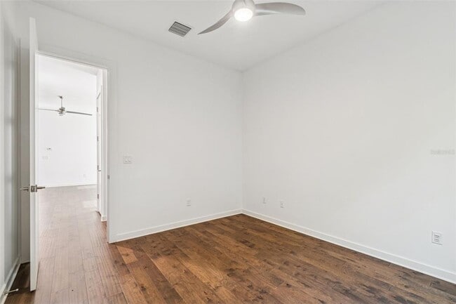 Building Photo - 6719 S Dauphin Ave