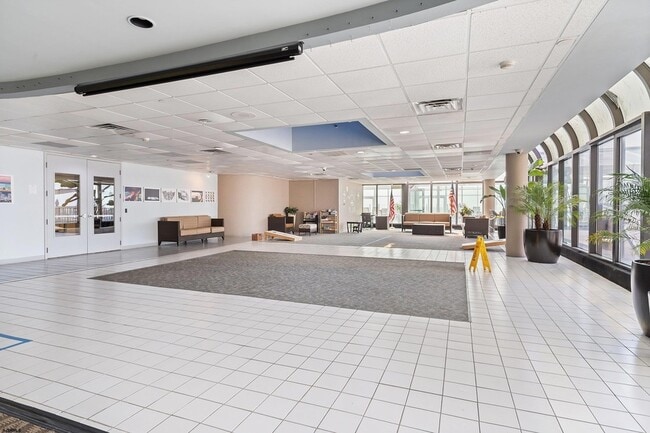 Building Photo - 3101 Boardwalk