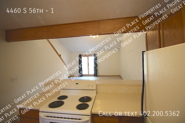 Building Photo - 4460 S 56th St