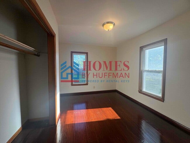 Building Photo - Two Bedroom House | Ready to Rent