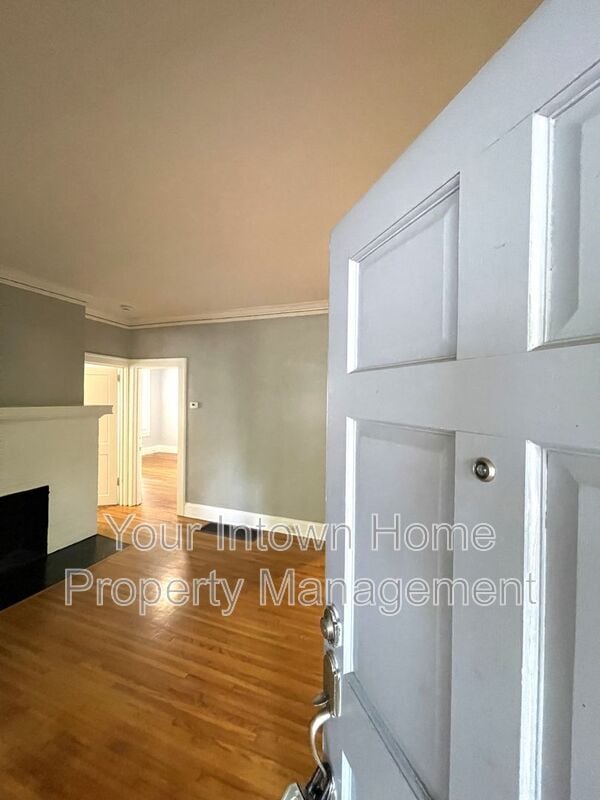 Building Photo - 108 Greenwood Pl