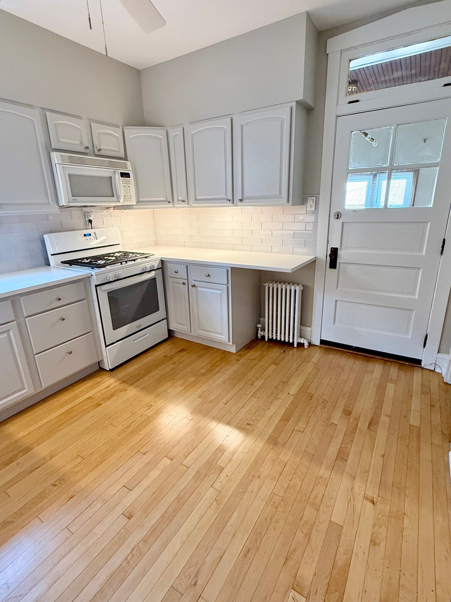 Updated Kitchen - 5336 W Dakin St