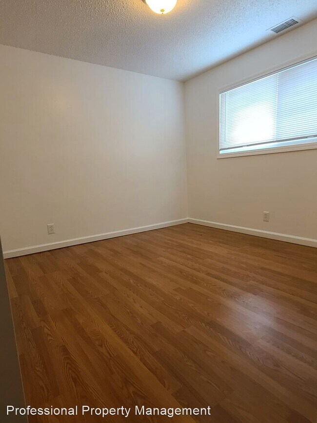 Building Photo - 3 br, 2 bath House - 5917 Clement Ave