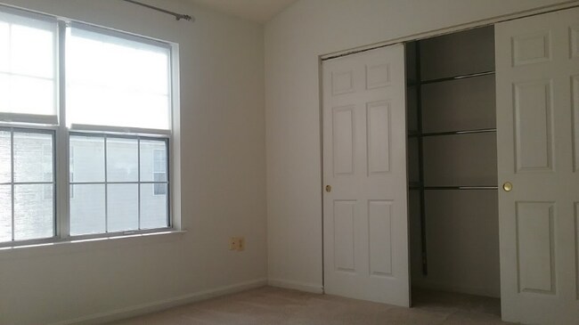 Building Photo - 7984 Copperfield Way