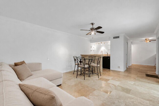 Building Photo - 1840 San Juan Dr