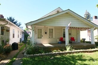 Building Photo - Lovely Speedway Bungalow