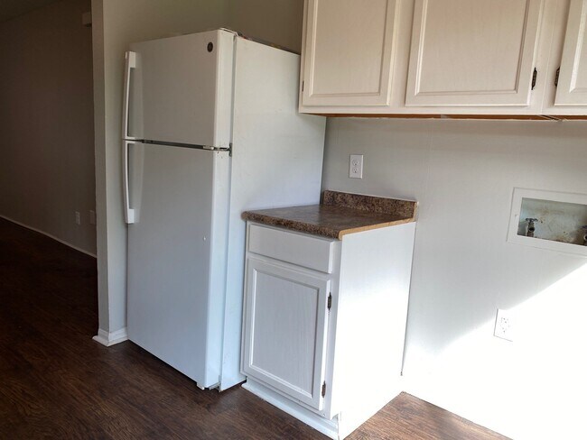 Building Photo - 257 Tinker Hill Cv