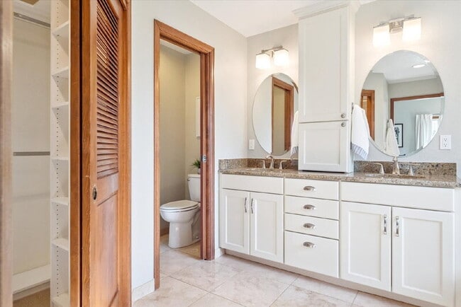 Building Photo - 8056 S Krameria Way