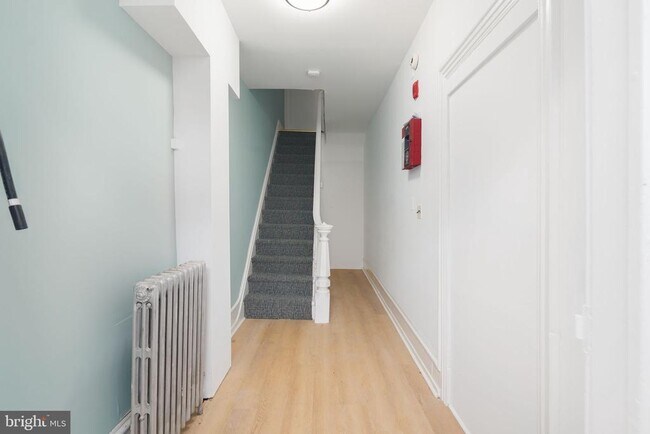 Building Photo - 3869 Terrace St
