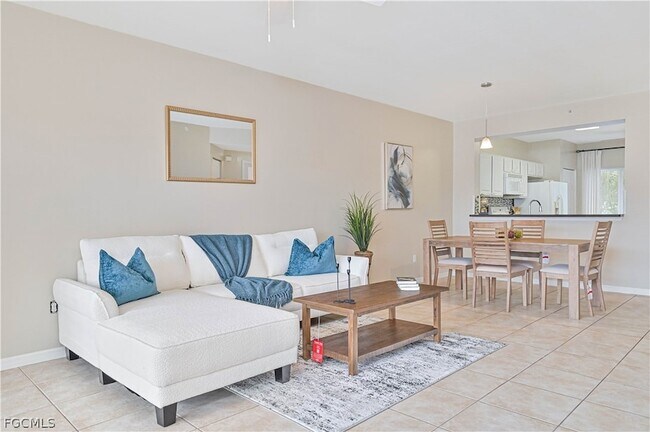 Building Photo - 10020 Maddox Ln