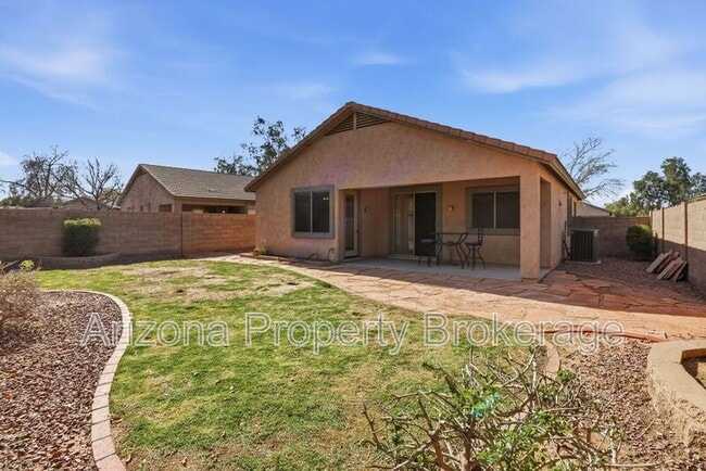 Building Photo - 8717 N 58th Ln