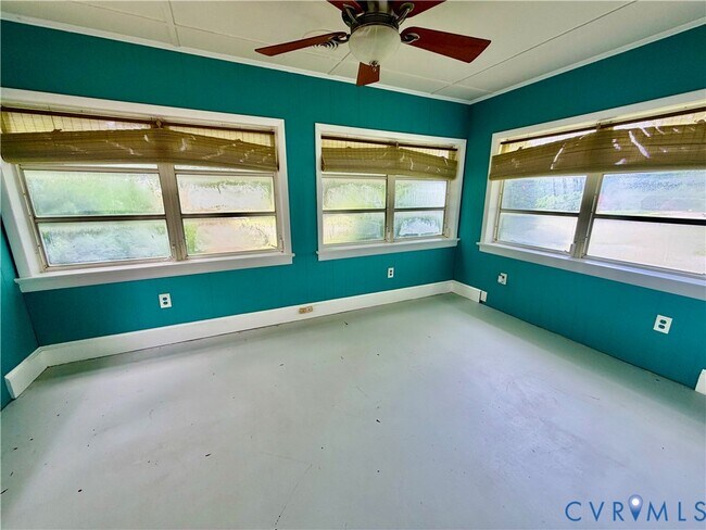 Building Photo - 6255 Debora Dr