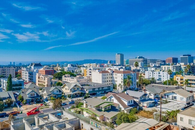 Building Photo - Brand New Lofts w/City Views and In Unit Washer & Dryer Call Today!