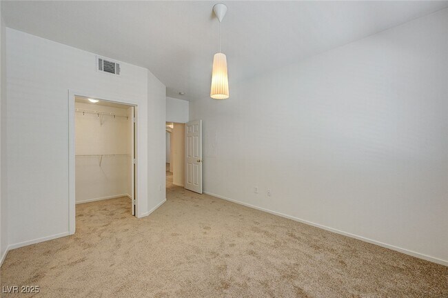 Building Photo - 6160 Rumrill St