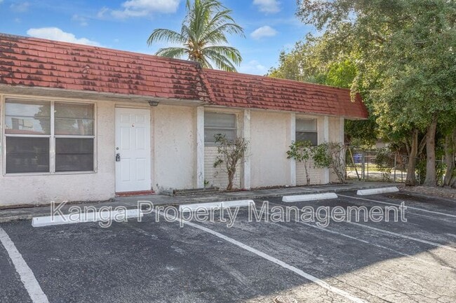 Building Photo - 7750 SW 10th Ct