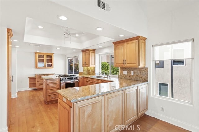 Building Photo - 62 Marseille