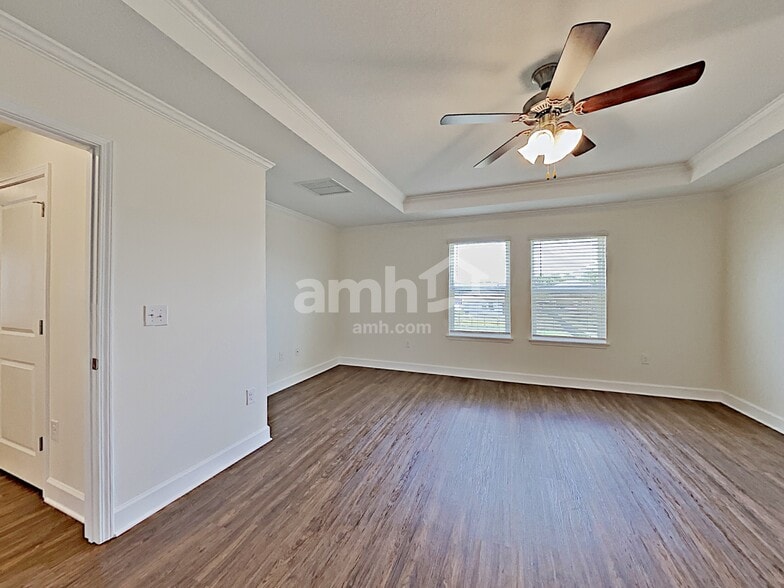 Building Photo - 510 Pine Terrace Dr