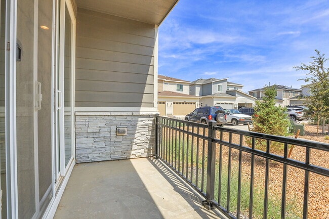 Building Photo - $2,600.00, 3 bedroom, 2.5 bathroom located...