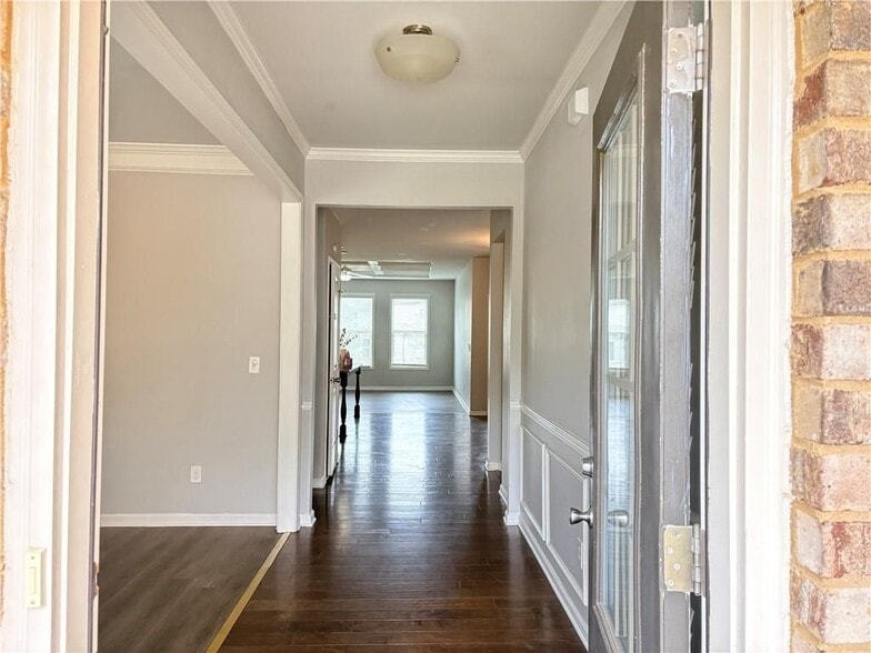 Building Photo - 2418 Ivy Meadow Ln