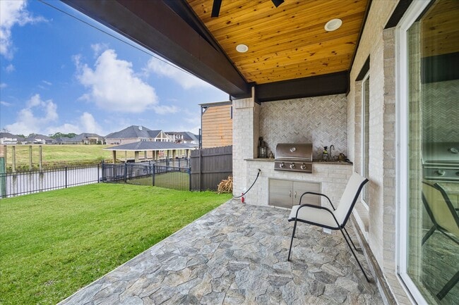 Building Photo - 416 Twin Timbers Ln