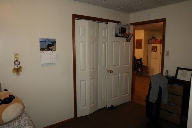 Building Photo - 306 3rd St