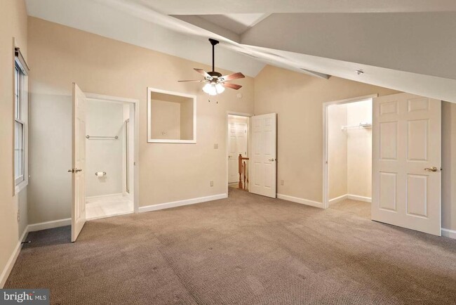 Building Photo - 8878 Ashgrove House Ln