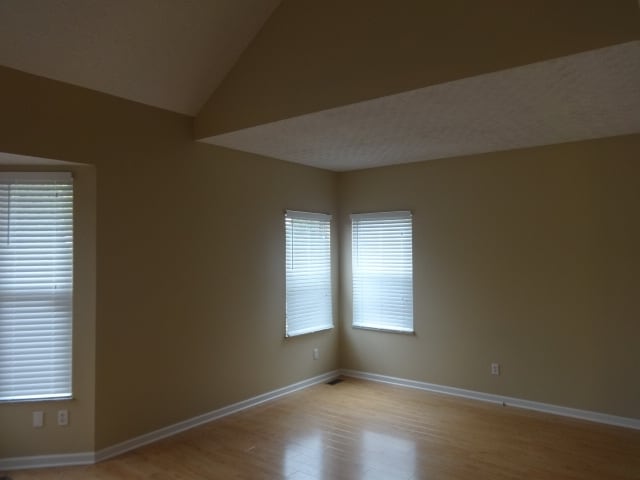 Building Photo - 8772 Kingsley Dr