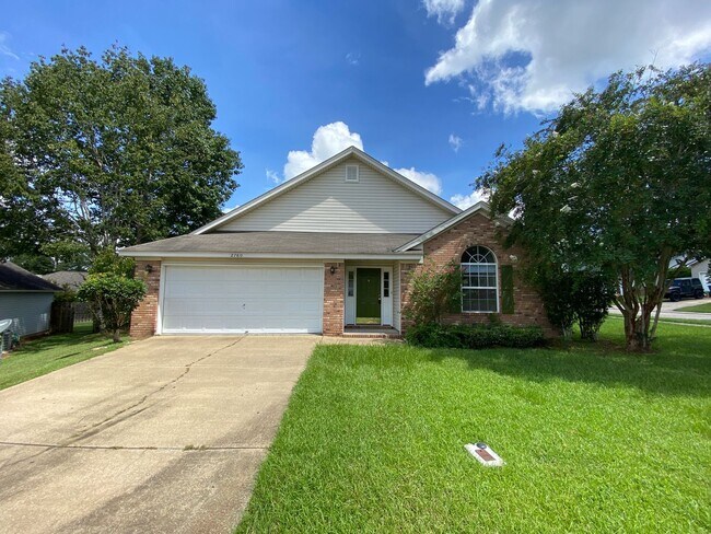 Building Photo - Leasing NOW. Killearn Lakes home with fenced in backyard