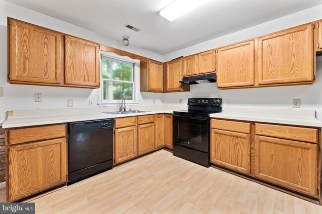 Building Photo - 12820 Lake Wilderness Ln