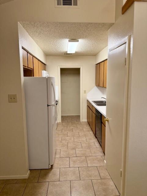 Building Photo - 1405 Summer Creek Dr