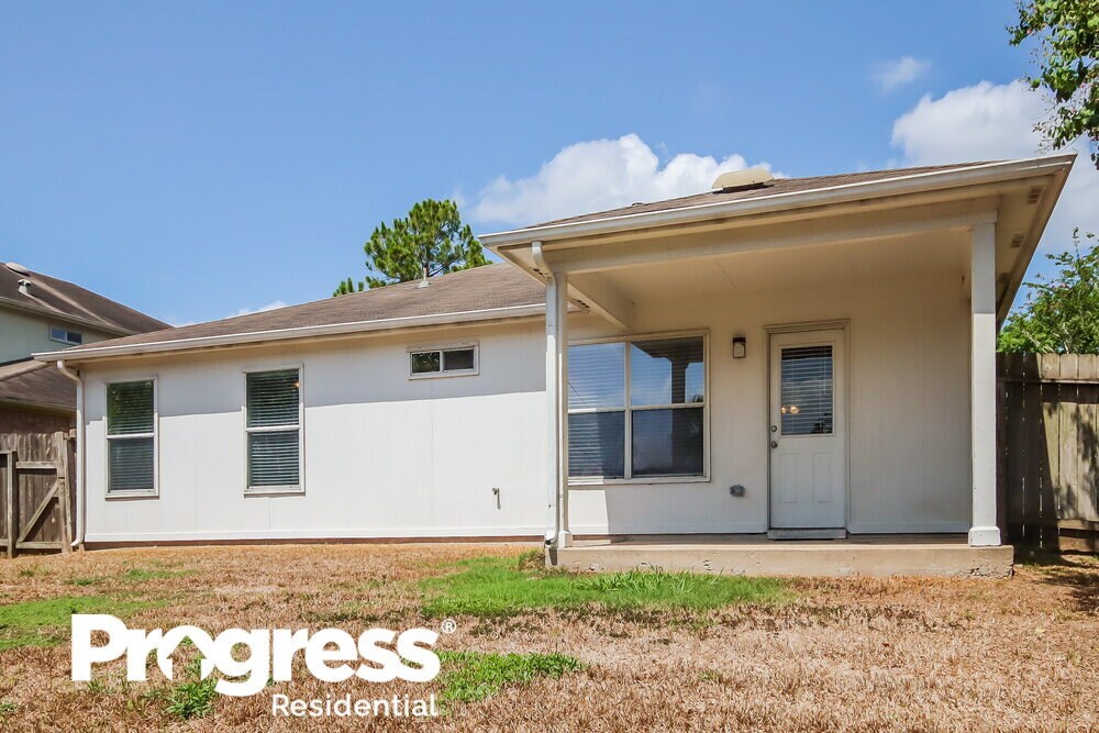 Building Photo - 3121 Centennial Village Dr