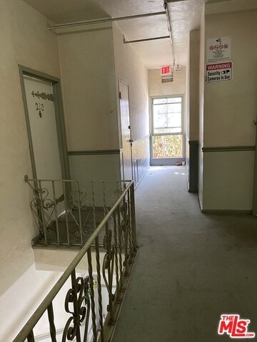 Building Photo - 1801 N Kingsley Dr