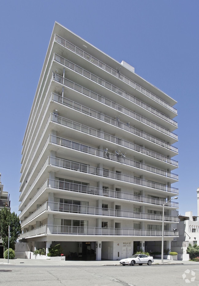 2030 Vallejo Street - Vallejo Street