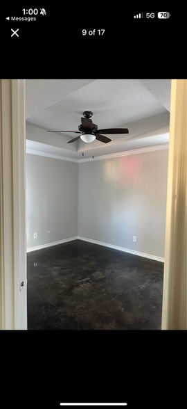 Building Photo - 725 E Locust St