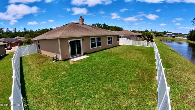 Building Photo - 2735 Woodsdale Dr