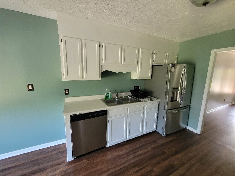 Building Photo - 309 Sparrow Dr