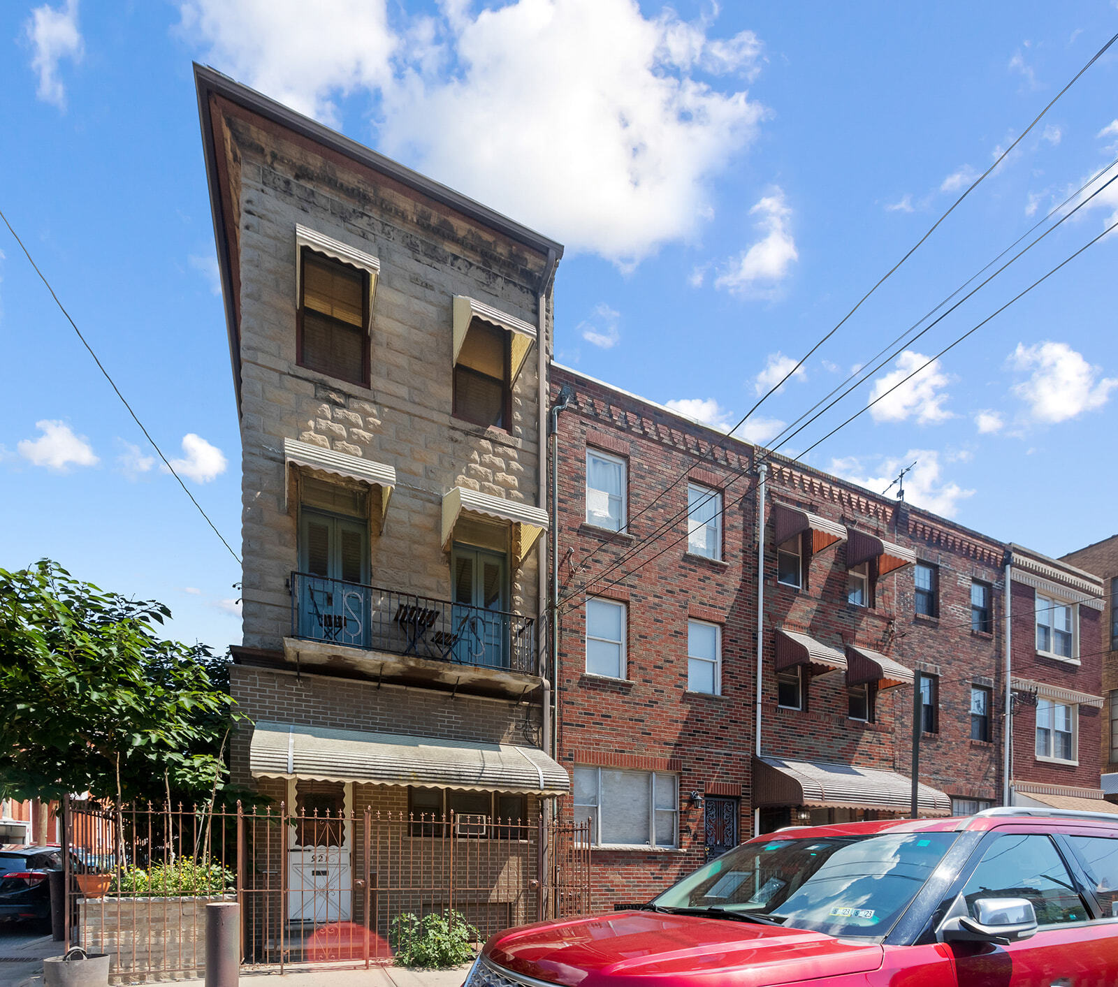 Building Photo - 921 Christian St