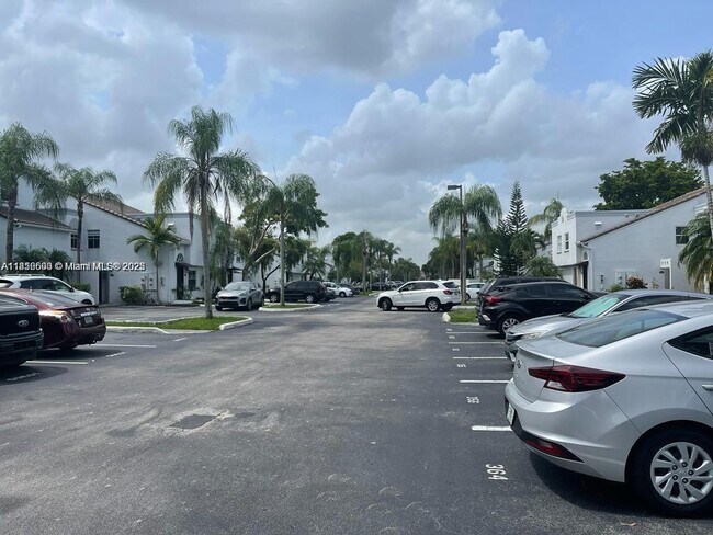 Building Photo - 4871 NW 97th Ct