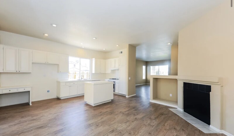 Building Photo - 8975 Niagara Ct