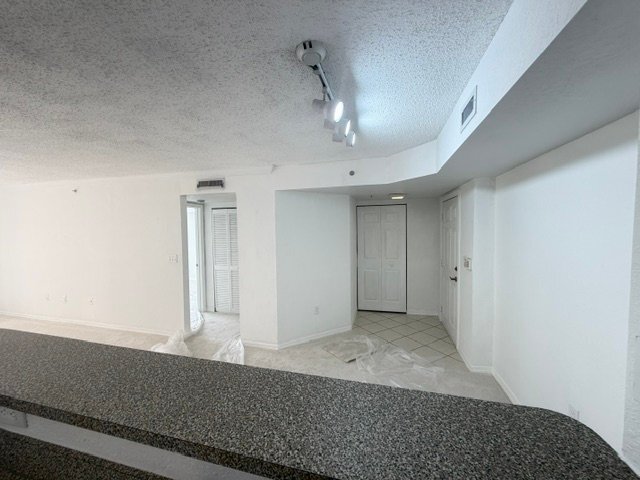 Building Photo - 1801 N Flagler Dr