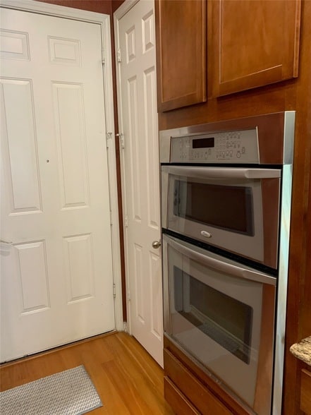 Building Photo - 2105 Lucerne Cove