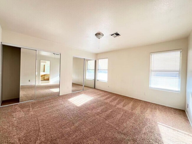 Building Photo - 1241 Pacific Terrace Dr