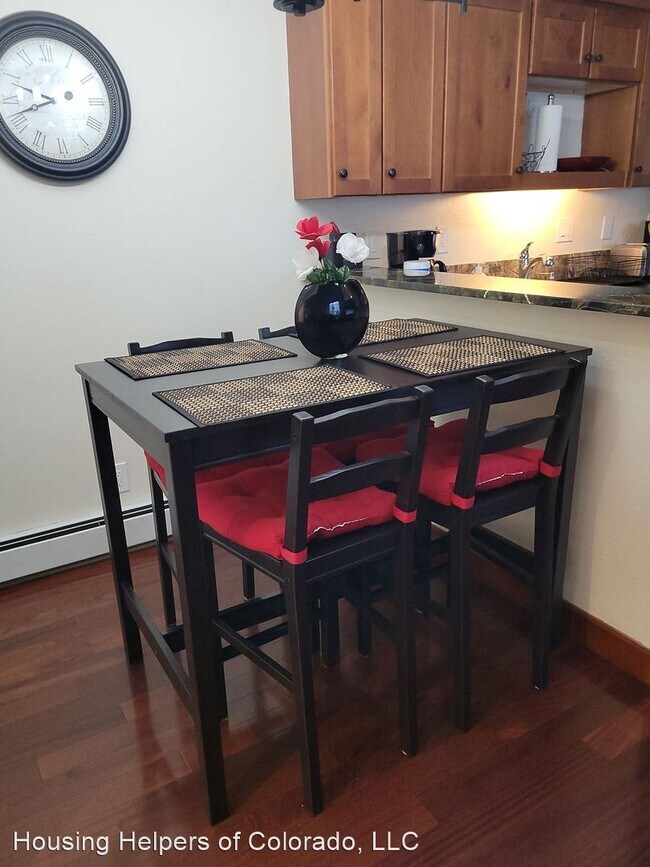 Building Photo - 2 br, 2 bath House - 625 Manhattan Place #208