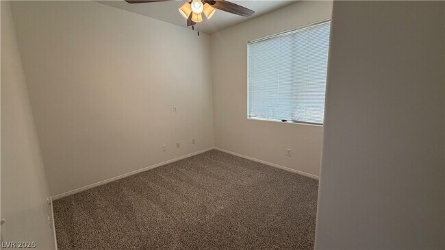 Building Photo - 2424 Predera Ave
