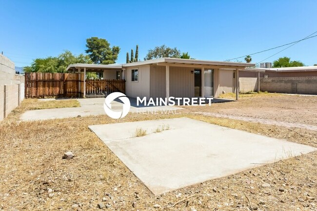 Building Photo - 8402 E Shasta Dr