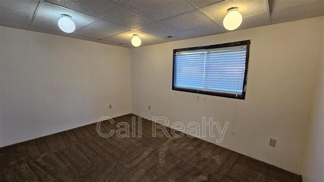 Building Photo - 14110 E Desmet Ave