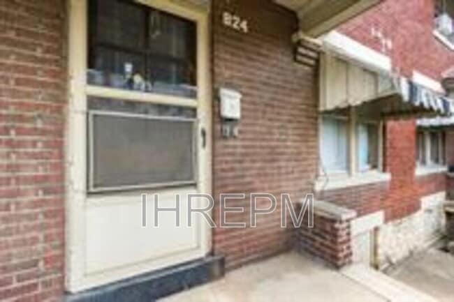 Building Photo - 824 Studer Ave